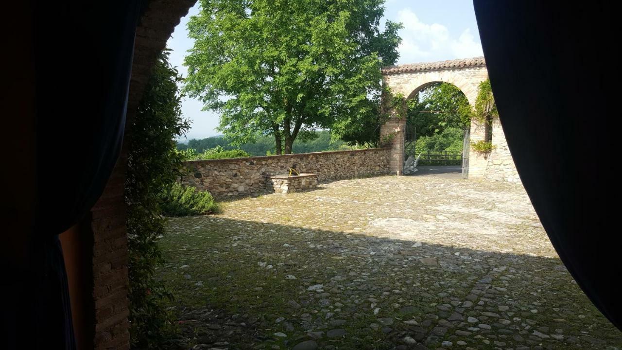 B&B Le Ginestre Sala Baganza Exterior foto